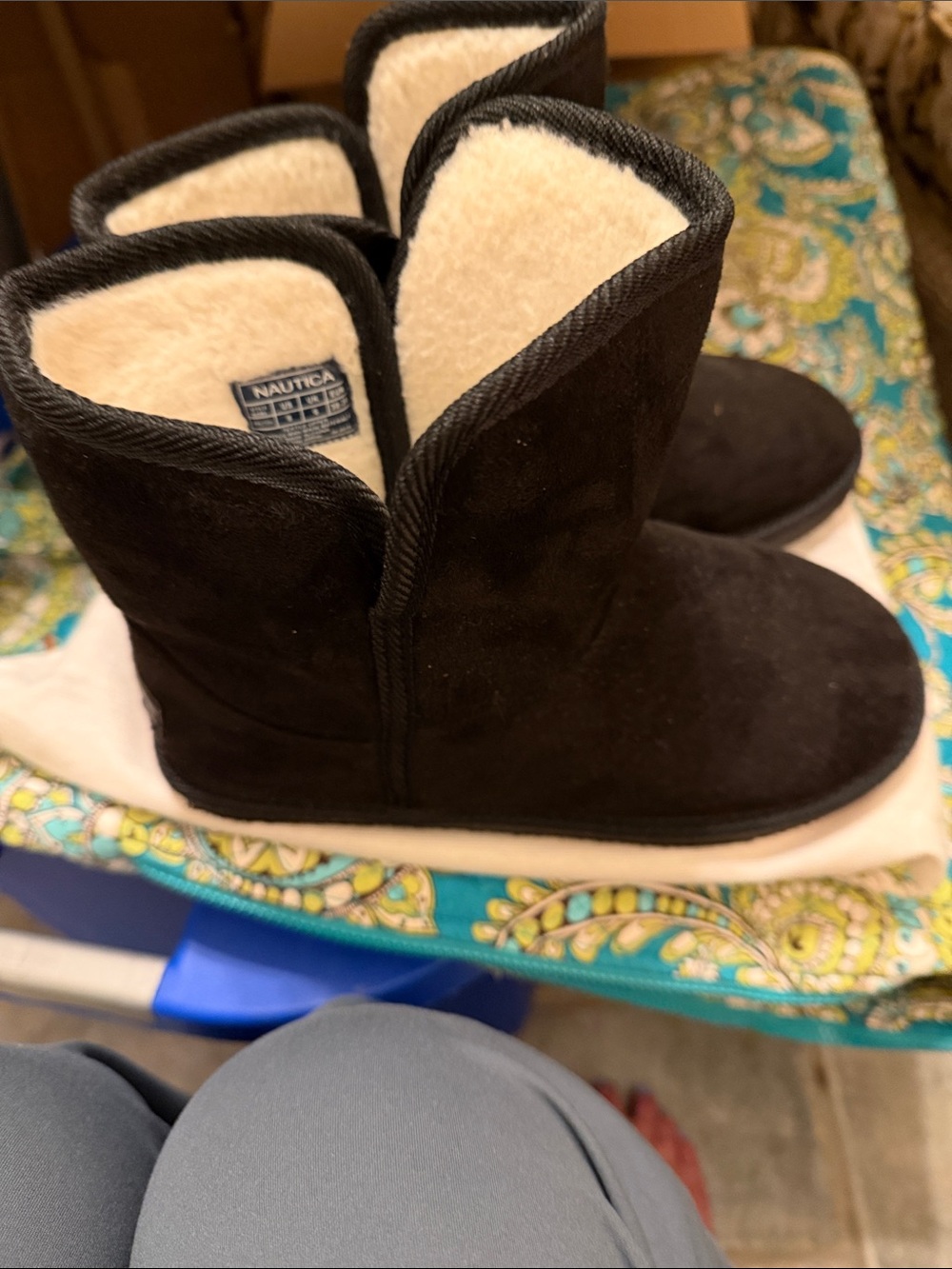 NEW Nautica Black Faux-Suede Shearling-Lined Boots size 8 women’s